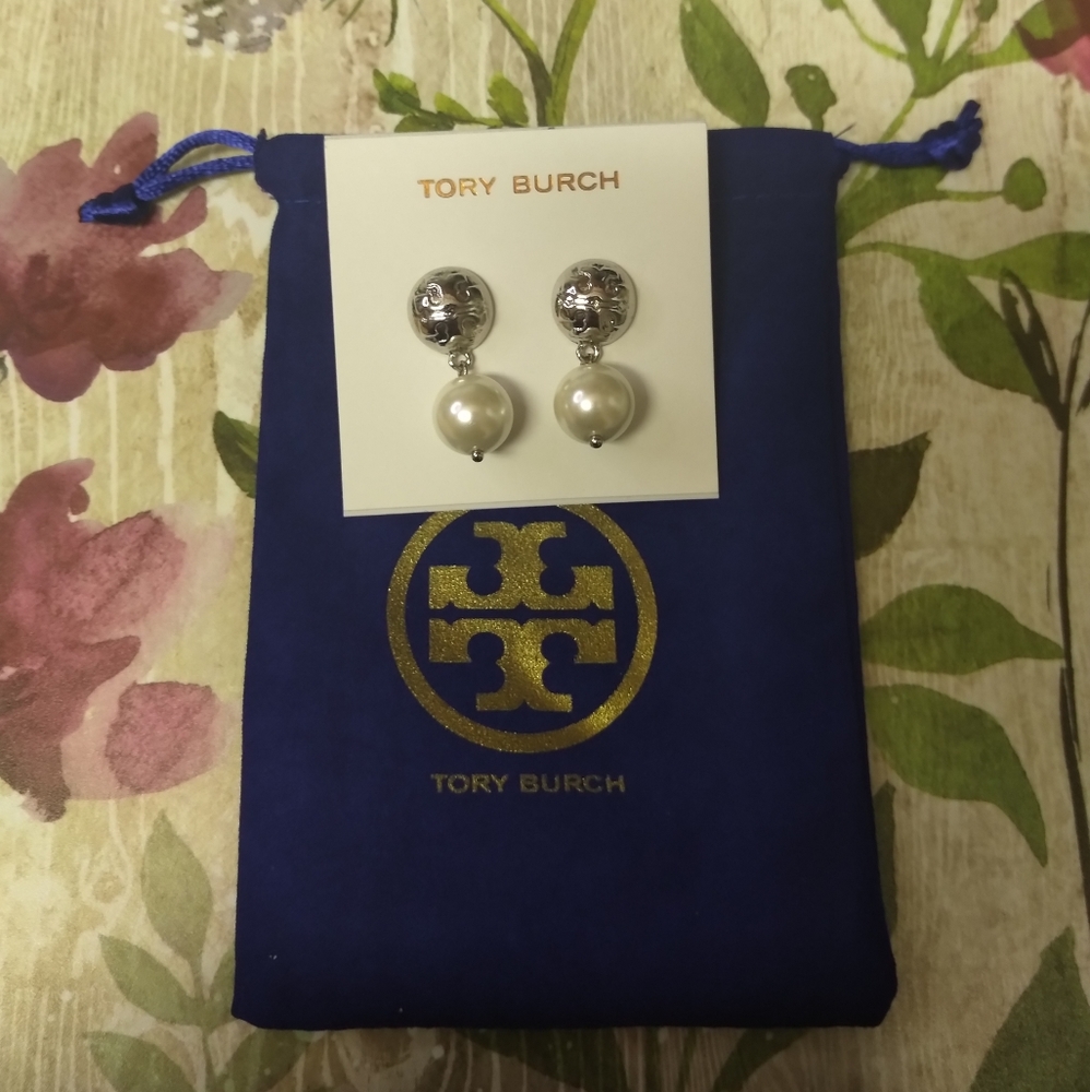 Tb silver Pearl pendant earrings